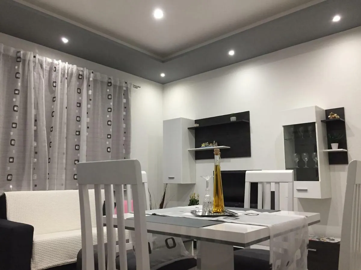 Apartman Dujmovic Σπλιτ 0*,